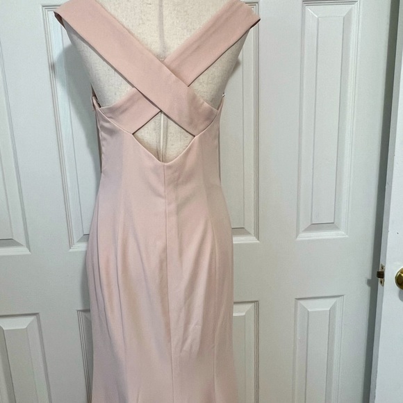 DRESSY COLLECTION VIVIAN DIAMOND V-NECK OFF SHOULDER FRONT SLIT GOWN. SIZE 4 REG - Picture 5 of 8